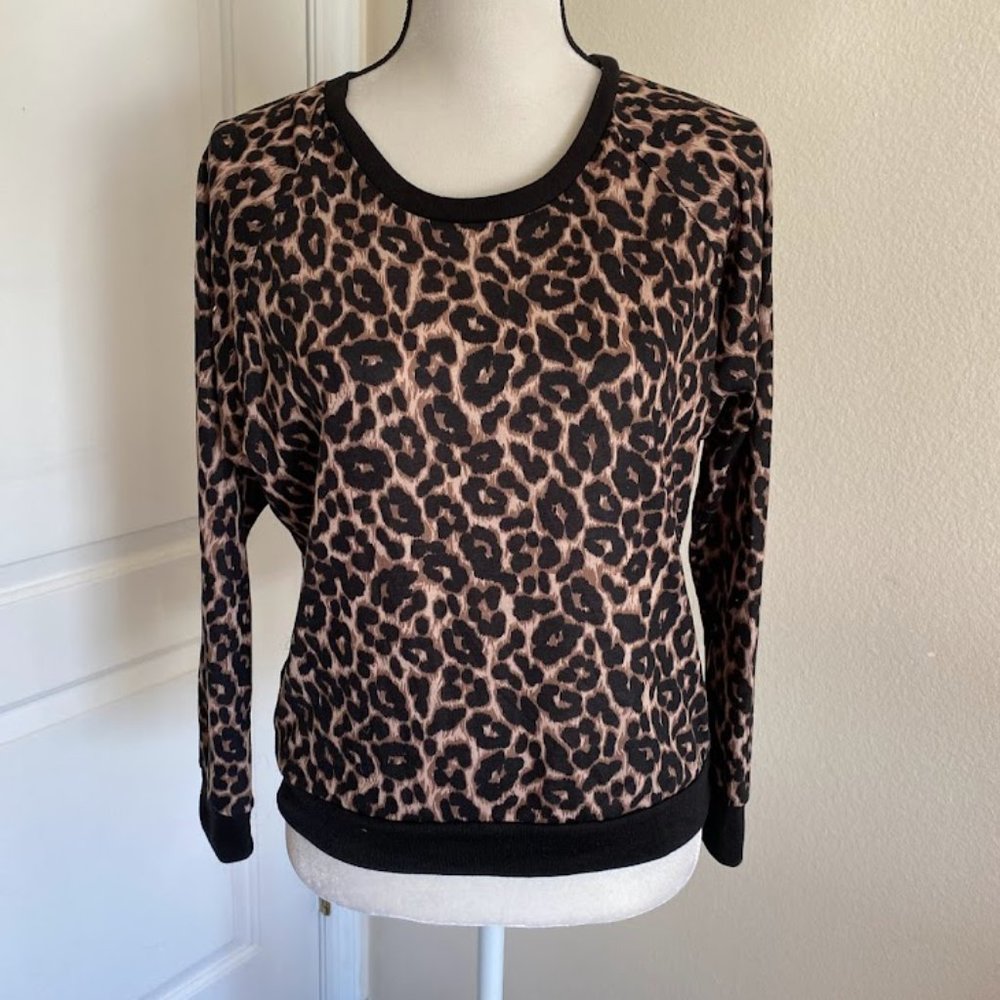 Women Long Sleeve Crew Neck Sweaters Leopard Print Sweaters